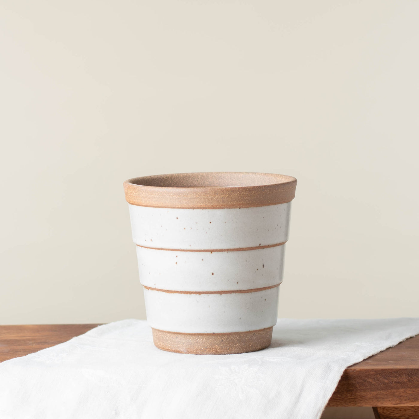 Medium Planter (Fits 4" Nursery Pots)